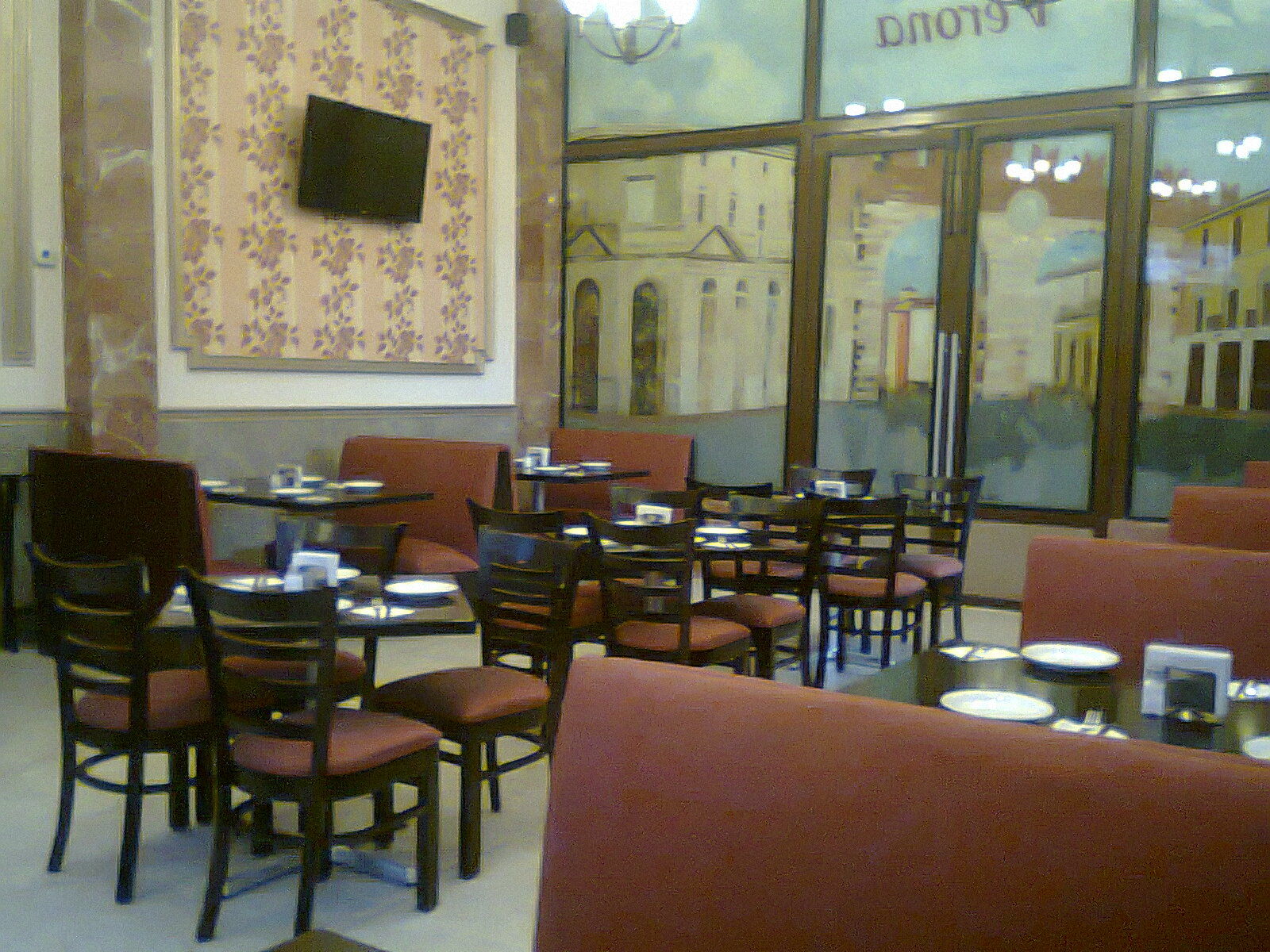 Hotel Victoria Merida Exterior photo Interior of a typical café in the city