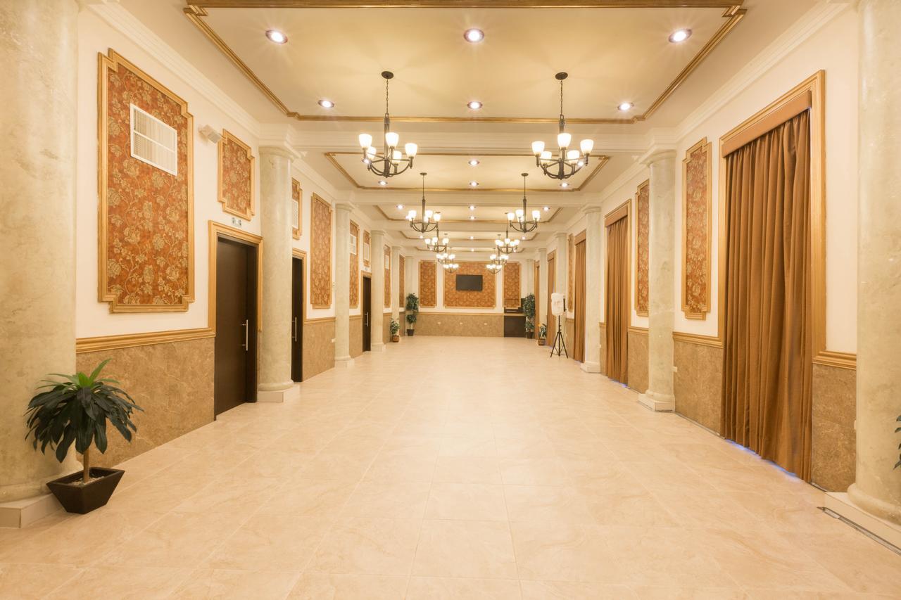 Hotel Victoria Merida Exterior photo Interior of the National Museum of the Republic of China